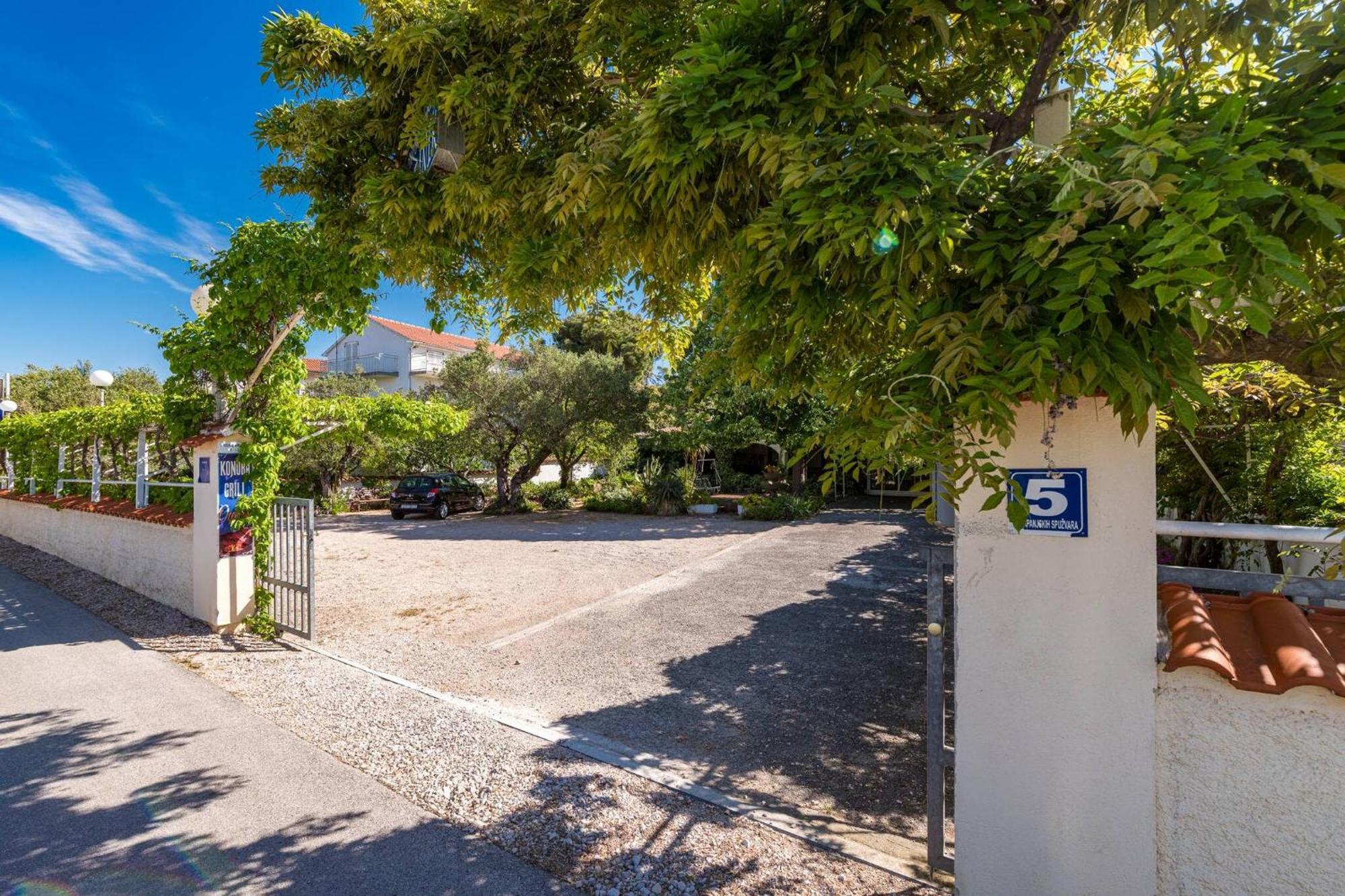 Apartments Nena Бродарица Экстерьер фото
